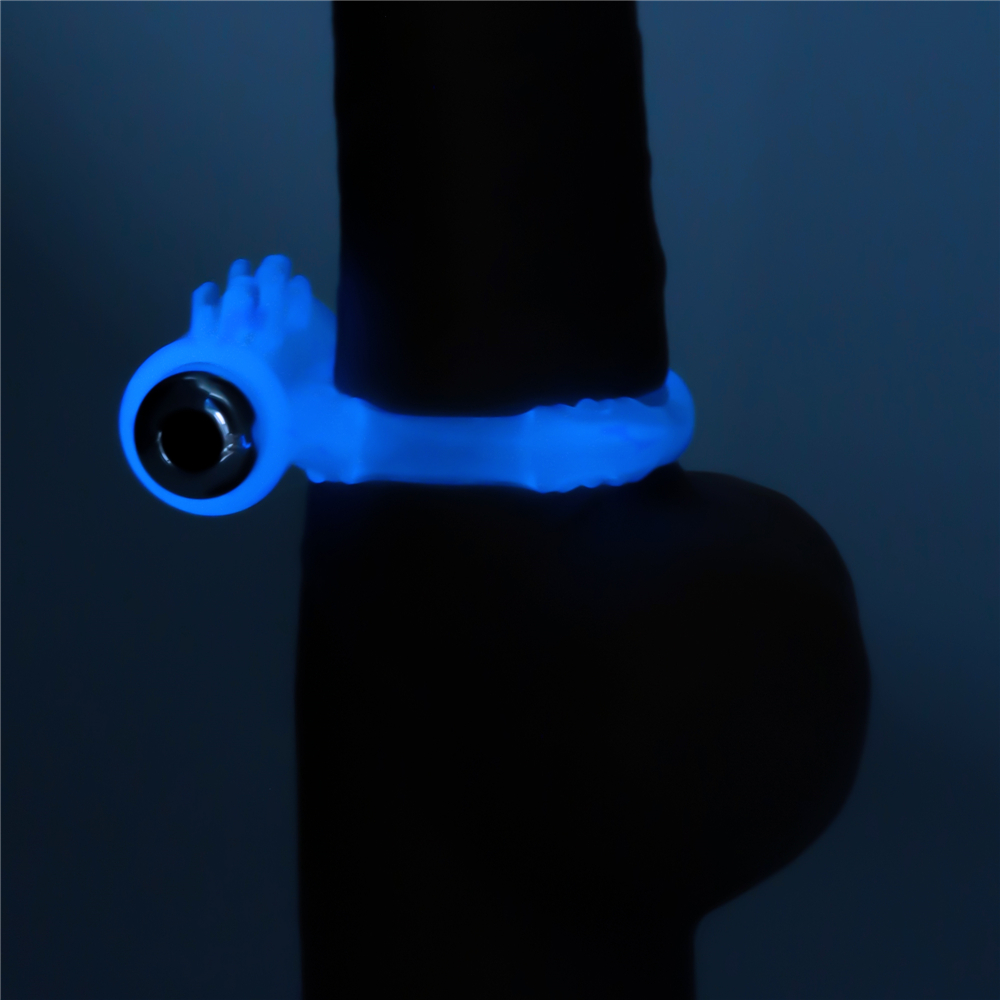 טבעת רטט זוגית Blue Ring מבית WHIPLASH – שדרגו את האינטימיות שלכם טבעת רטט זוגית Blue Ring מבית WHIPLASH – שדרגו את האינטימיות שלכם