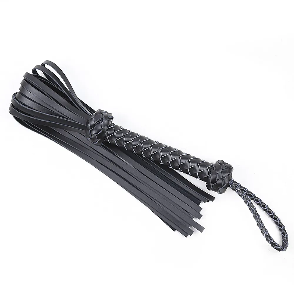 שוט עור לשליטה מדויקת | Master Whip