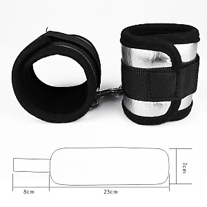 אזיקי ידיים בסגירה מהירה | WRIST CUFFS