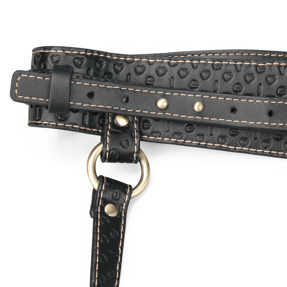 רתמת גוף מעוצבת עם טבעת O ועניבה| Rebellion