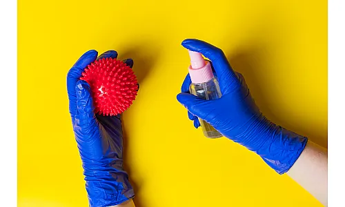 ניקוי וחיטוי צעצועים מבוגרים | היגיינה, אחסון ו־IPX