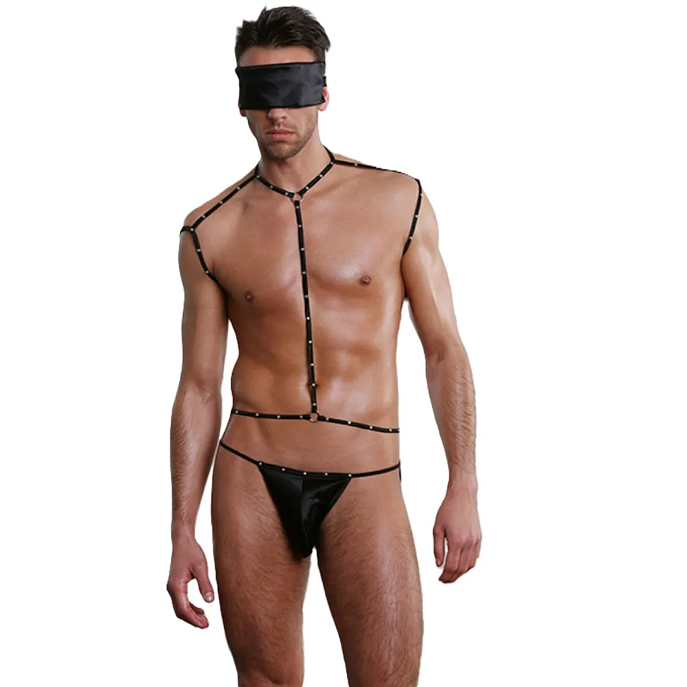 תלבושת רצועות לגבר עם כיסוי | Harness